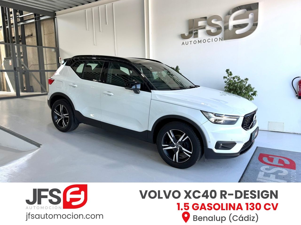 Volvo XC40 R-DESIGN 1.5 Gasolina 130 CV