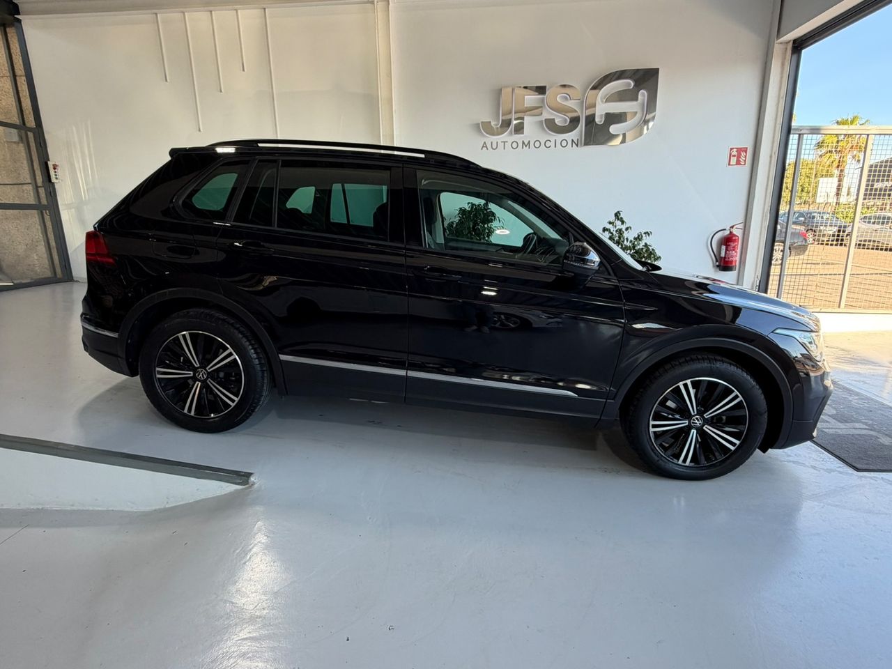 Volkswagen Tiguan 2.0 TDI 150 CV - foto 4