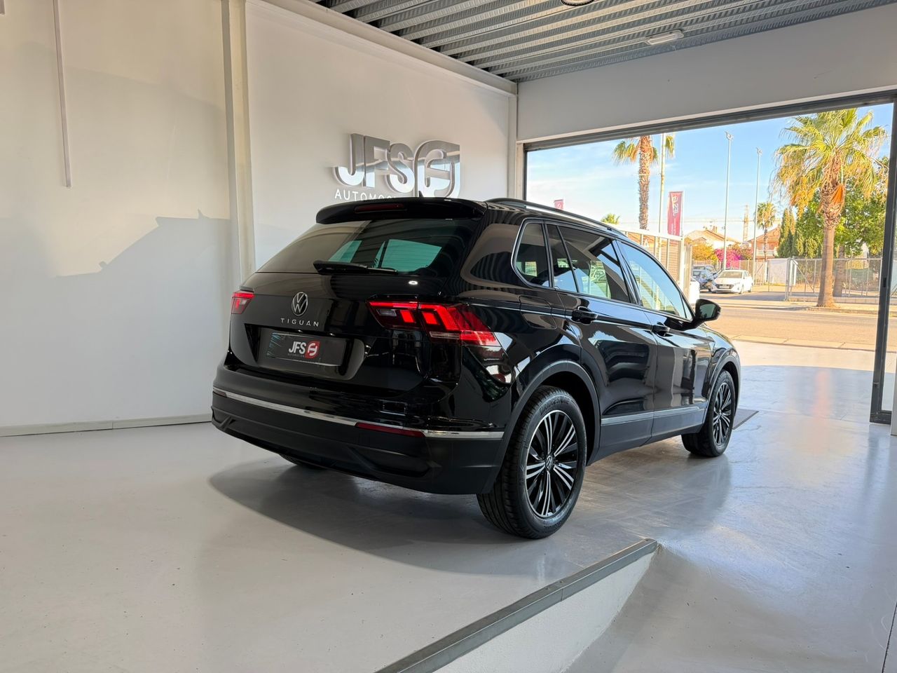 Volkswagen Tiguan 2.0 TDI 150 CV - foto 5