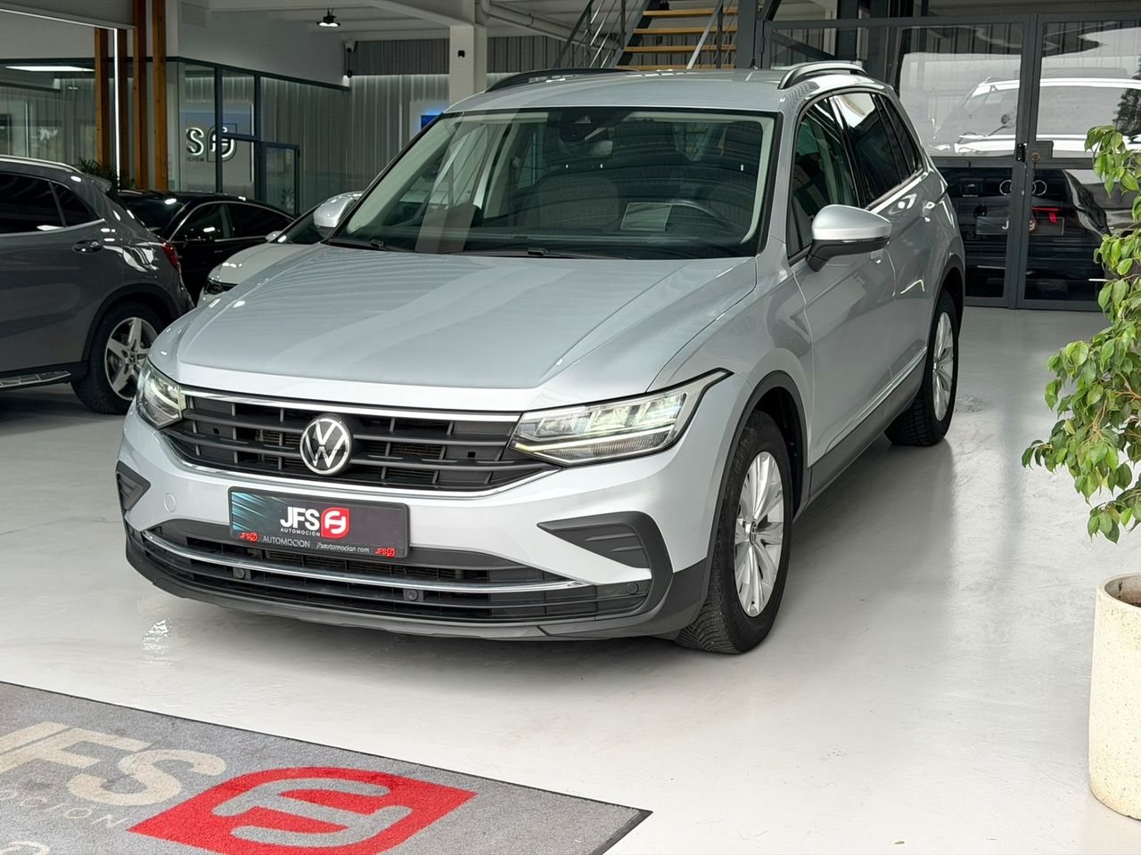Volkswagen Tiguan 2.0 TDI 150 CV Automático - foto 2