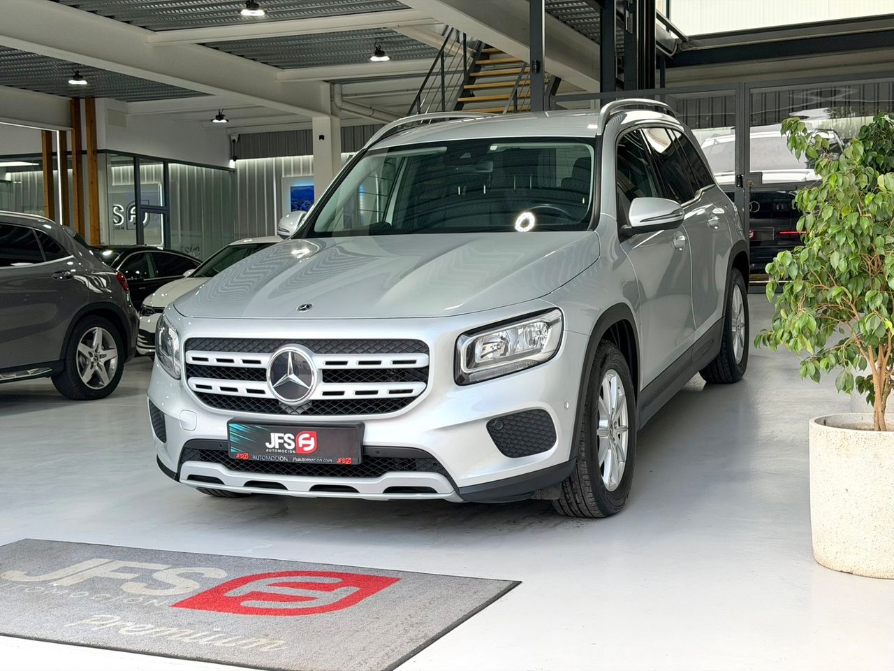 Mercedes GLB 2.0 CDI 150 CV Automático - foto 2
