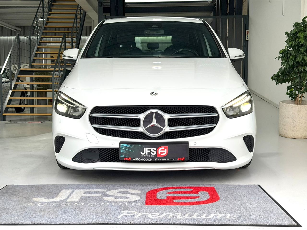 Mercedes Clase B 1.3 Gasolina 136 CV - foto 2