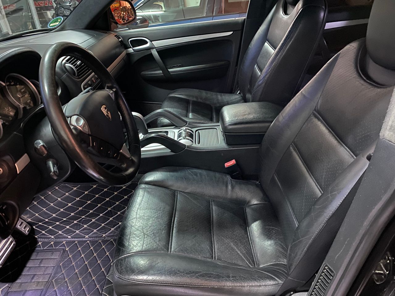 Porsche Cayenne Turbo S 5p.  - Foto 18