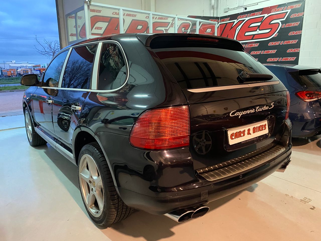 Porsche Cayenne Turbo S 5p.  - Foto 22