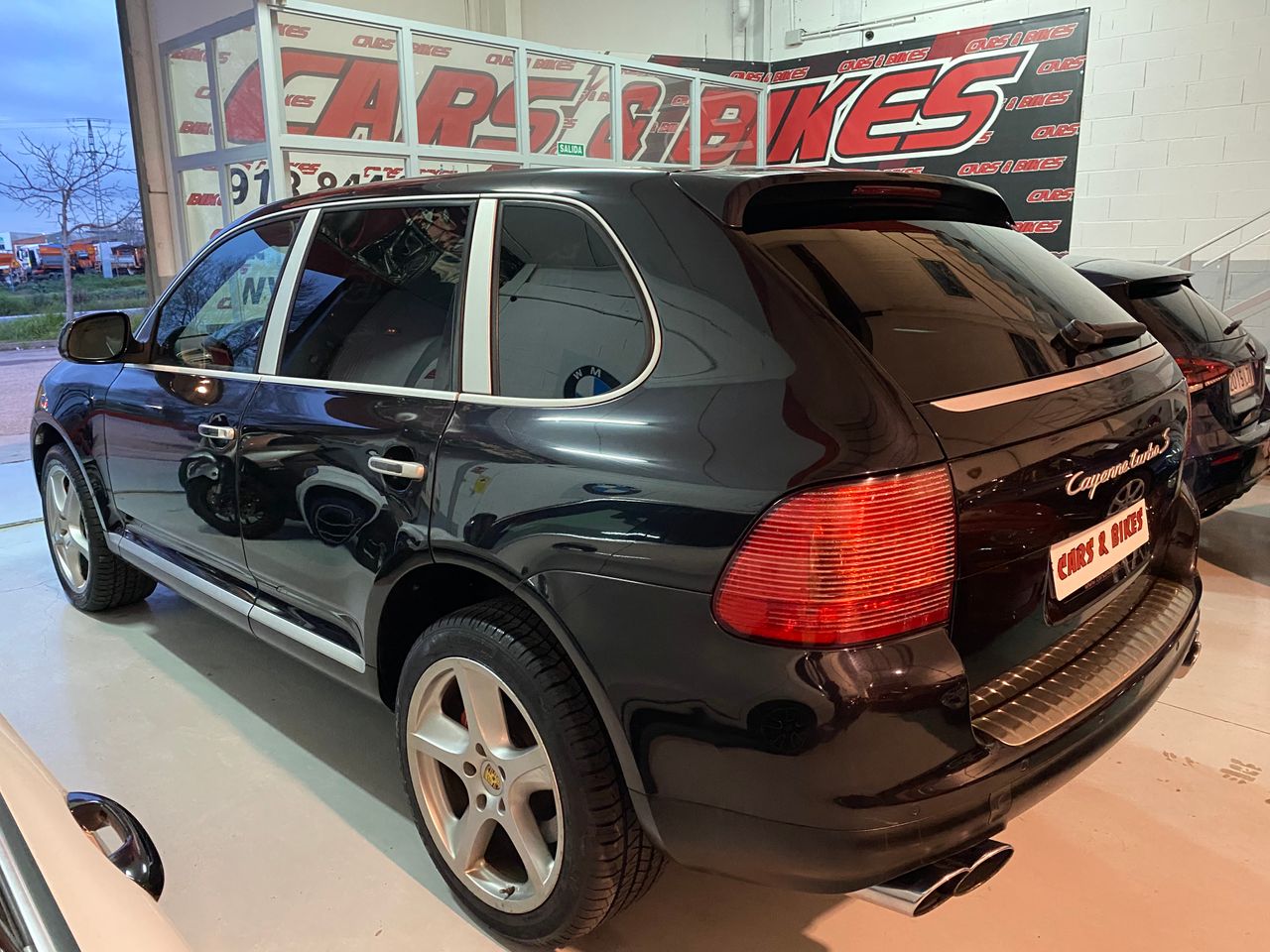 Porsche Cayenne Turbo S 5p.  - Foto 20