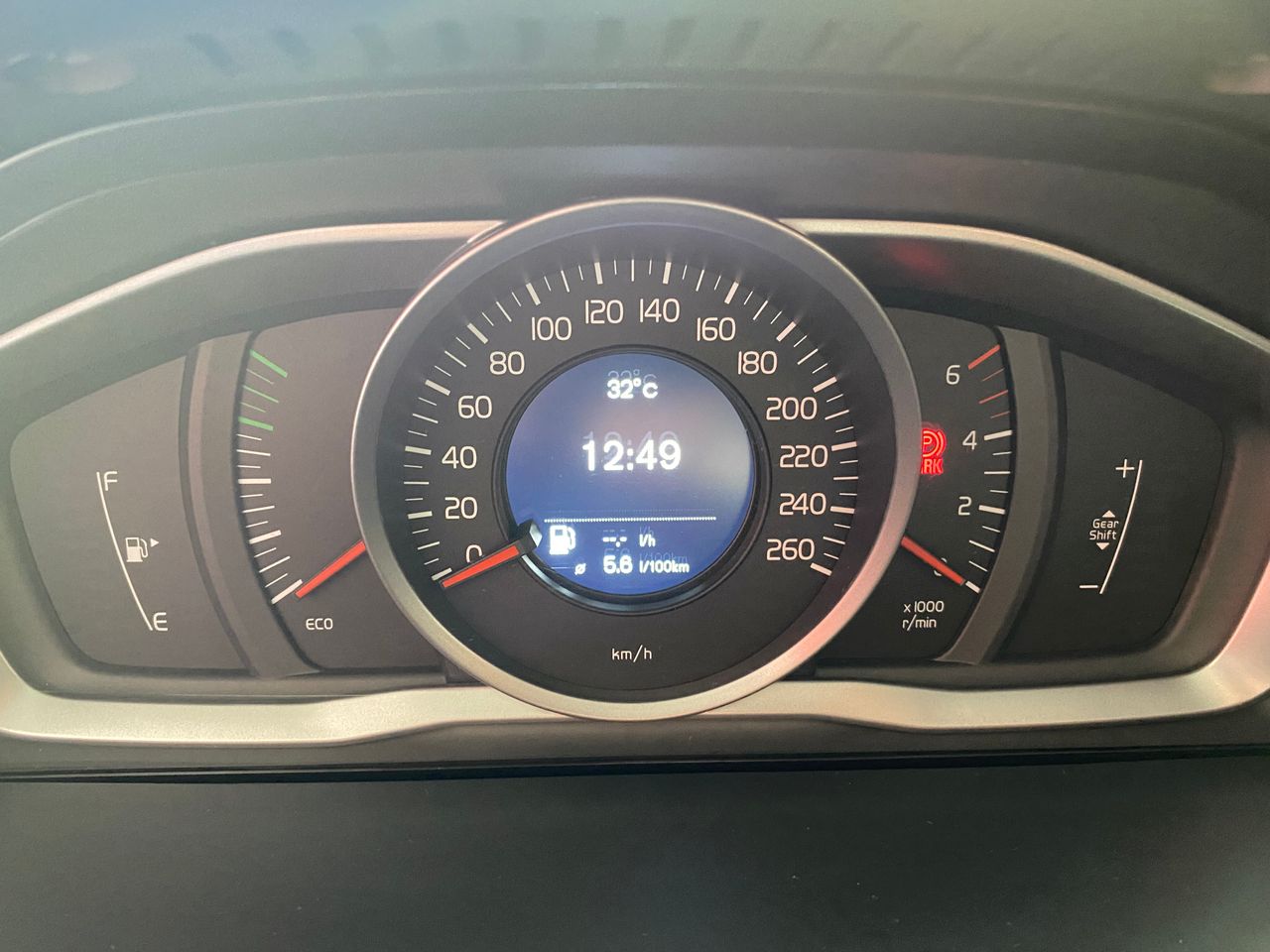 Volvo V60 2.0 D3 Momentum  - Foto 13
