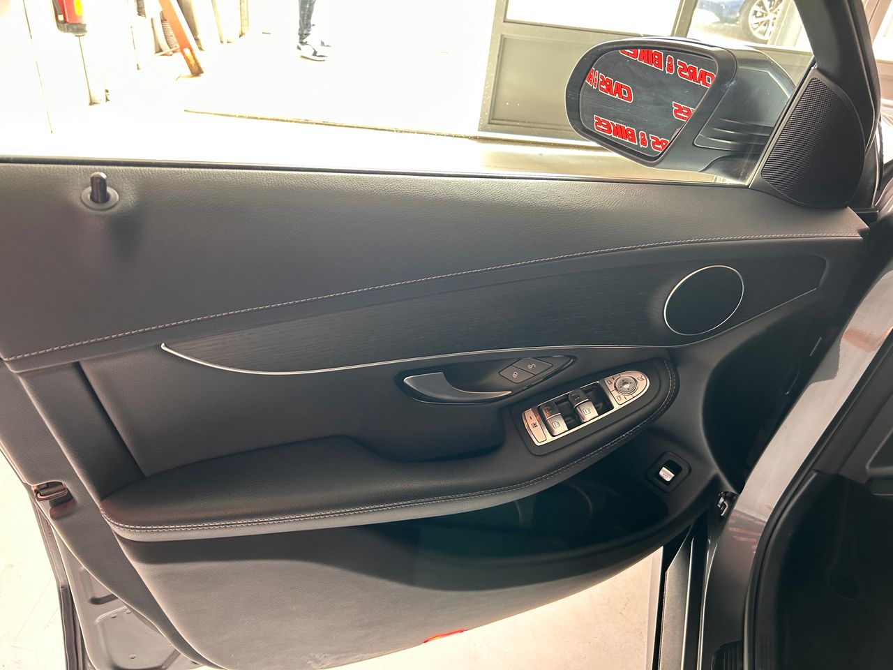 Mercedes Clase GLC 300 4MATIC  - Foto 7