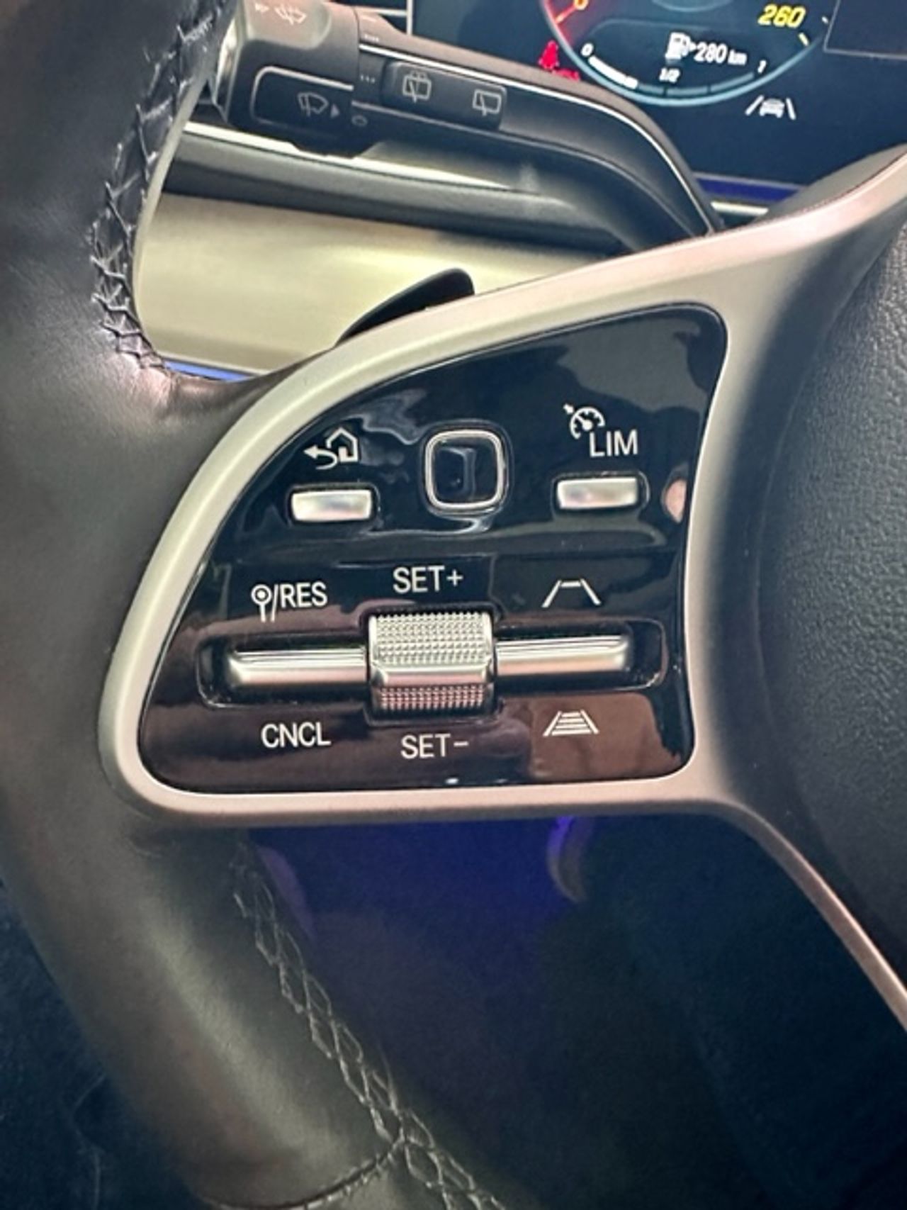 Mercedes GLE 400 d 4MATIC  - Foto 23