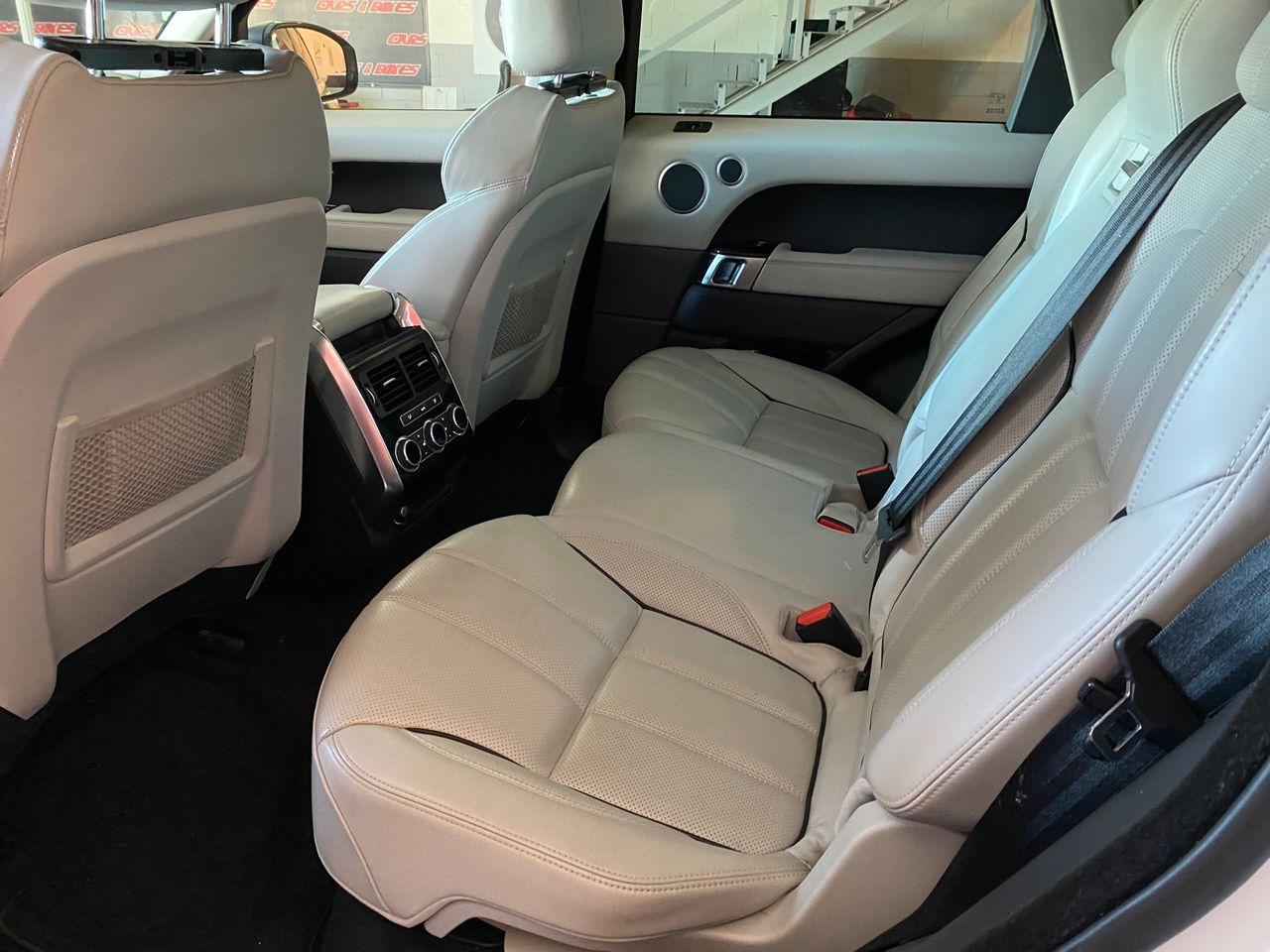 Land-Rover Range Rover Sport 3.0 SDV6 306cv HSE Dynamic  - Foto 31