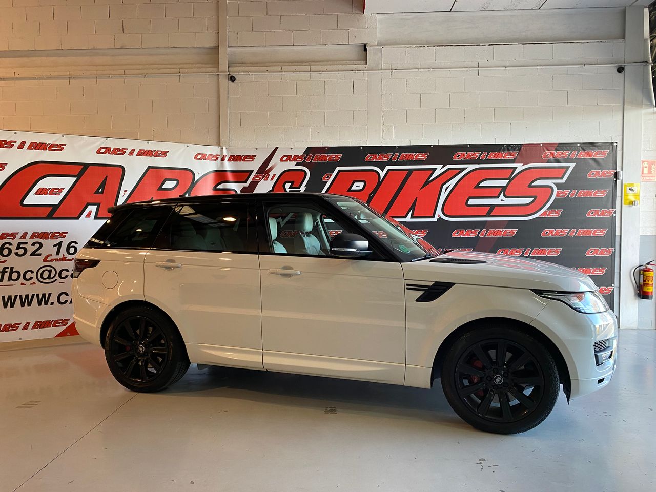Land-Rover Range Rover Sport 3.0 SDV6 306cv HSE Dynamic  - Foto 9