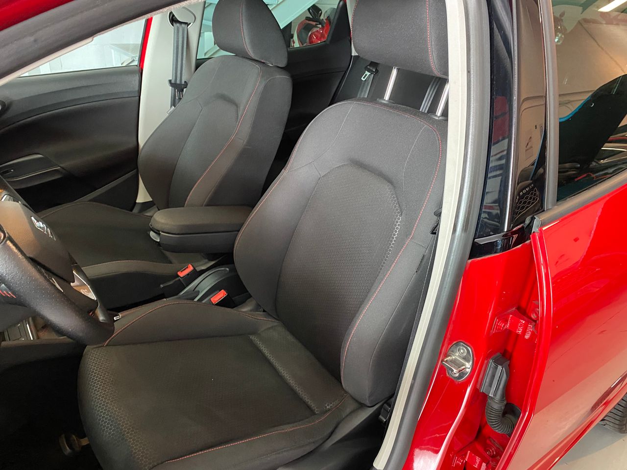 Seat Ibiza 1.2 FR 110CV  - Foto 15