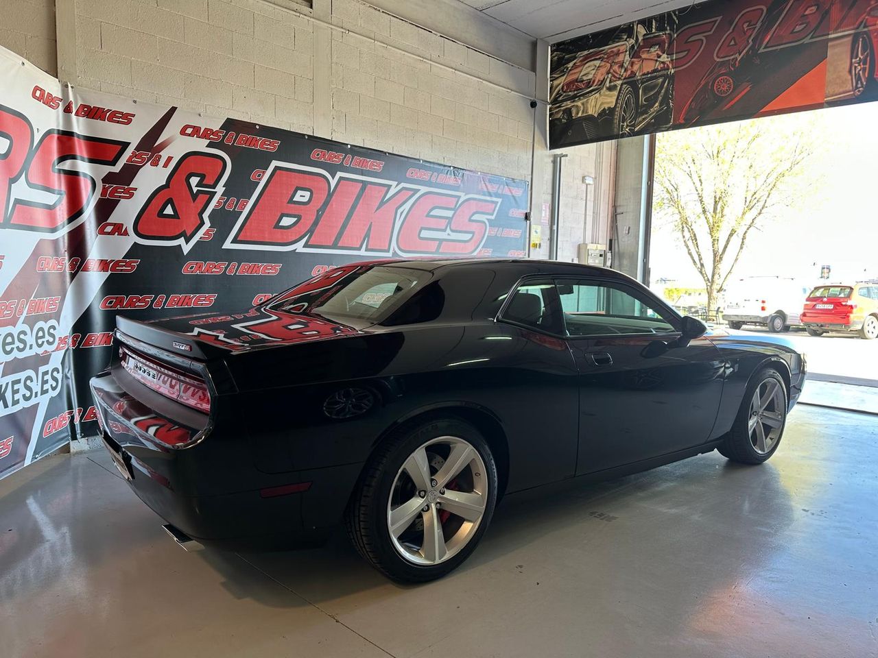 Dodge Challenger SRT8  430 CV - Foto 12