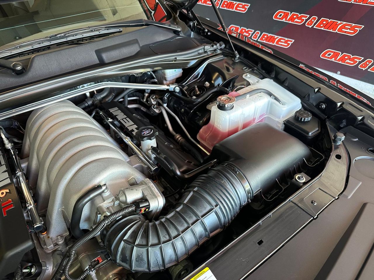 Dodge Challenger SRT8  430 CV - Foto 20