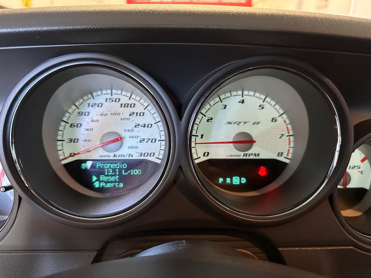 Dodge Challenger SRT8  430 CV - Foto 34