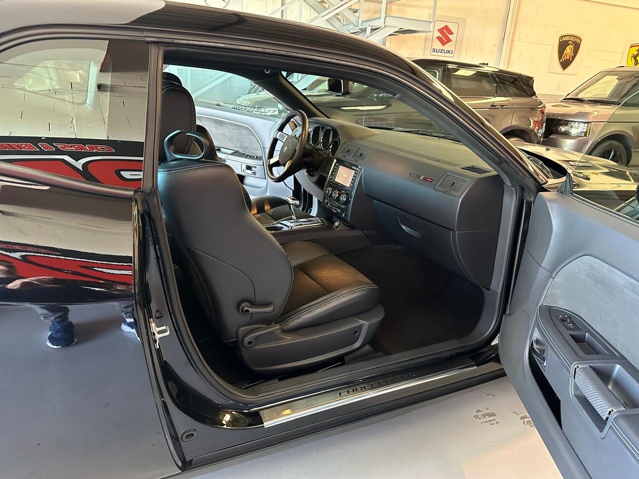 Dodge Challenger SRT8  430 CV - Foto 38