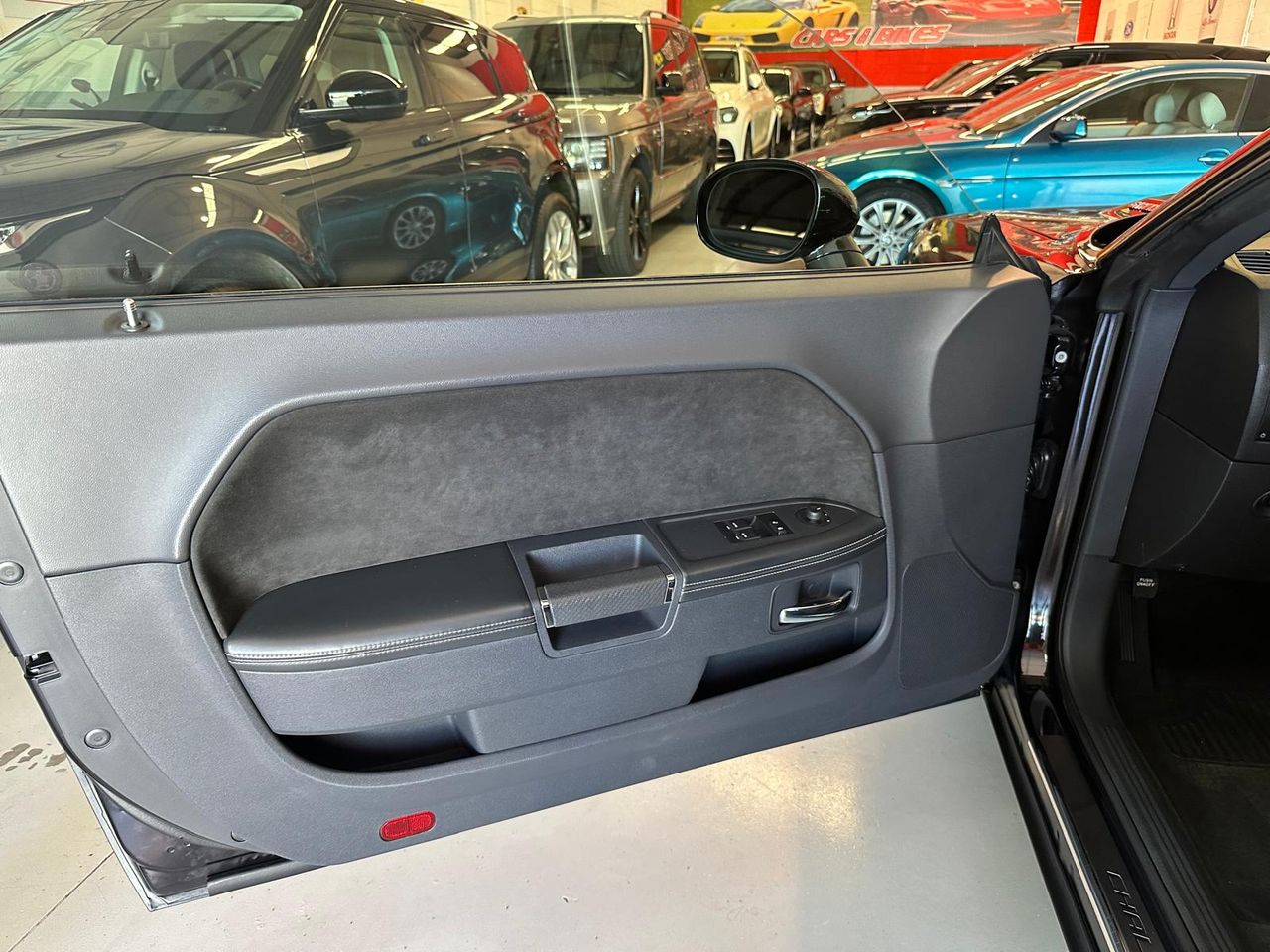 Dodge Challenger SRT8  430 CV - Foto 32