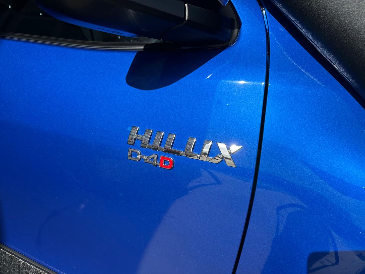 Toyota Hilux 2.4 D4D Cabina Doble VX  - Foto 7