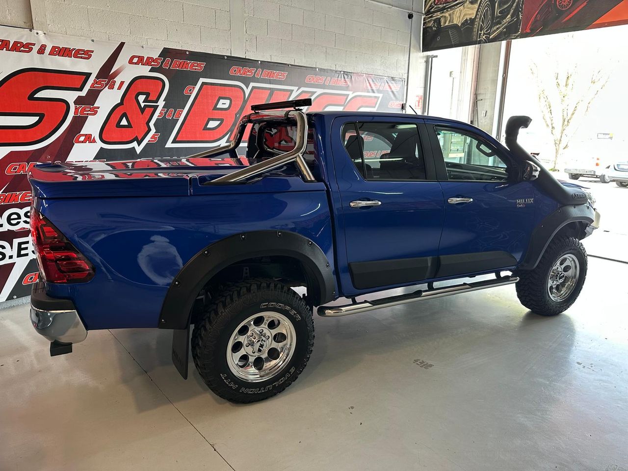 Toyota Hilux 2.4 D4D Cabina Doble VX  - Foto 41