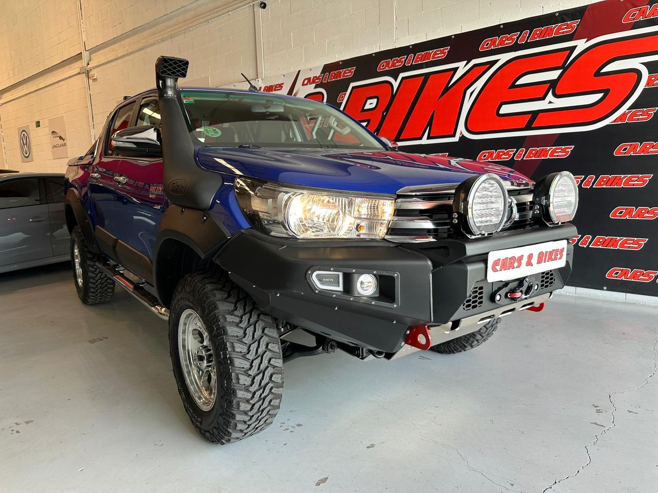 Toyota Hilux 2.4 D4D Cabina Doble VX  - Foto 46