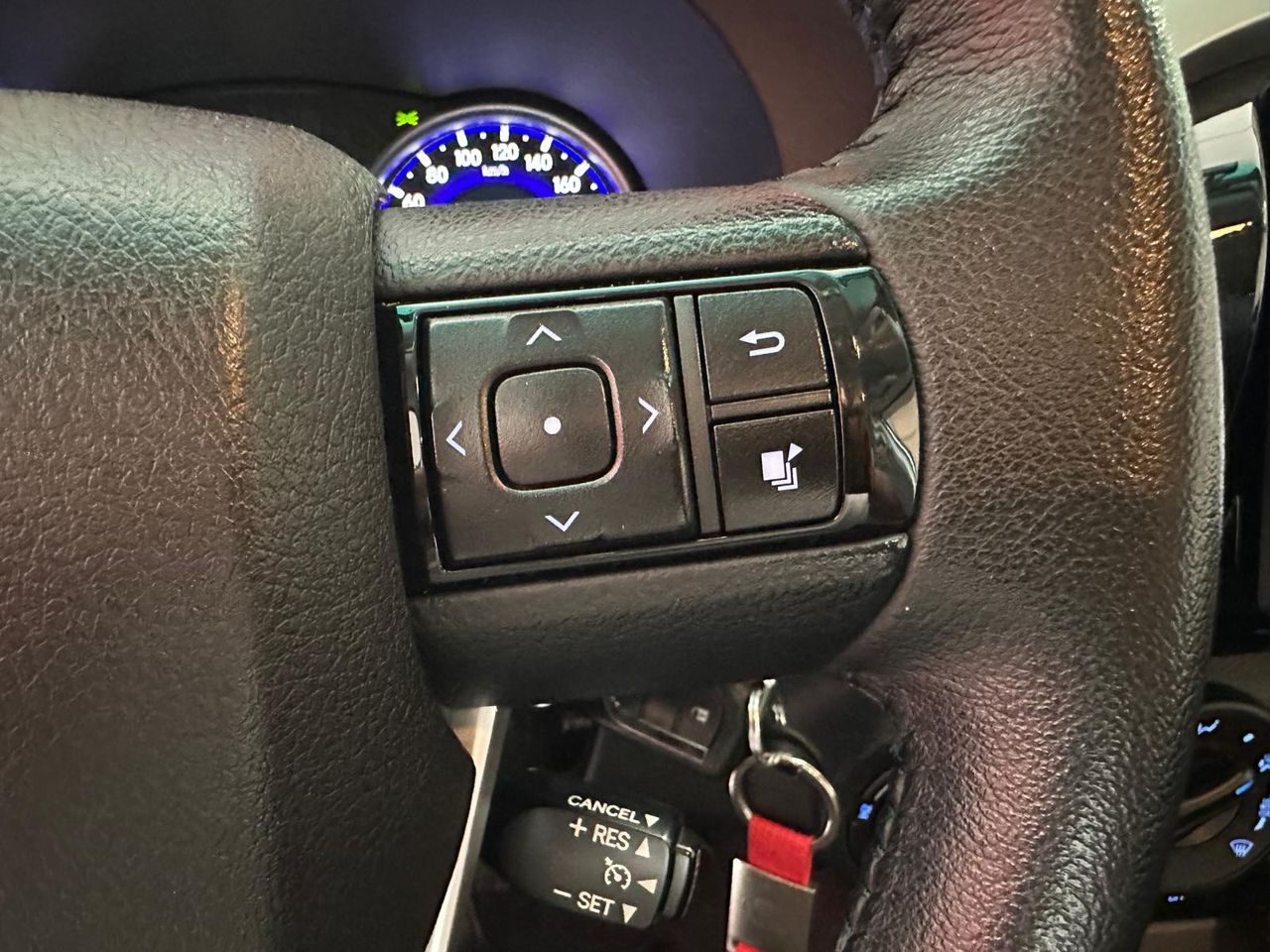 Toyota Hilux 2.4 D4D Cabina Doble VX  - Foto 27