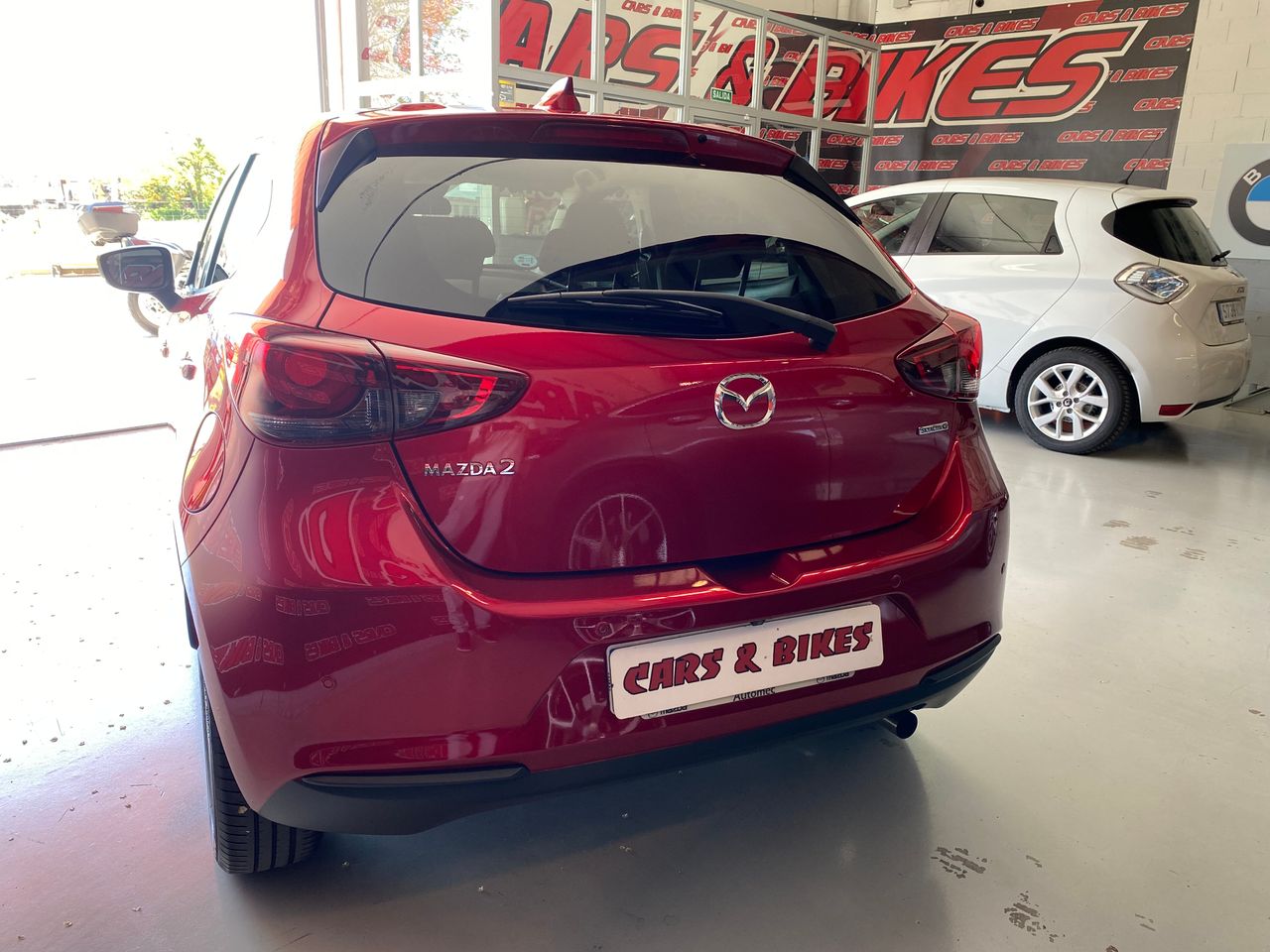 Mazda 2 1.5 GE 66kW 90CV Black Tech Edition AT  - Foto 9