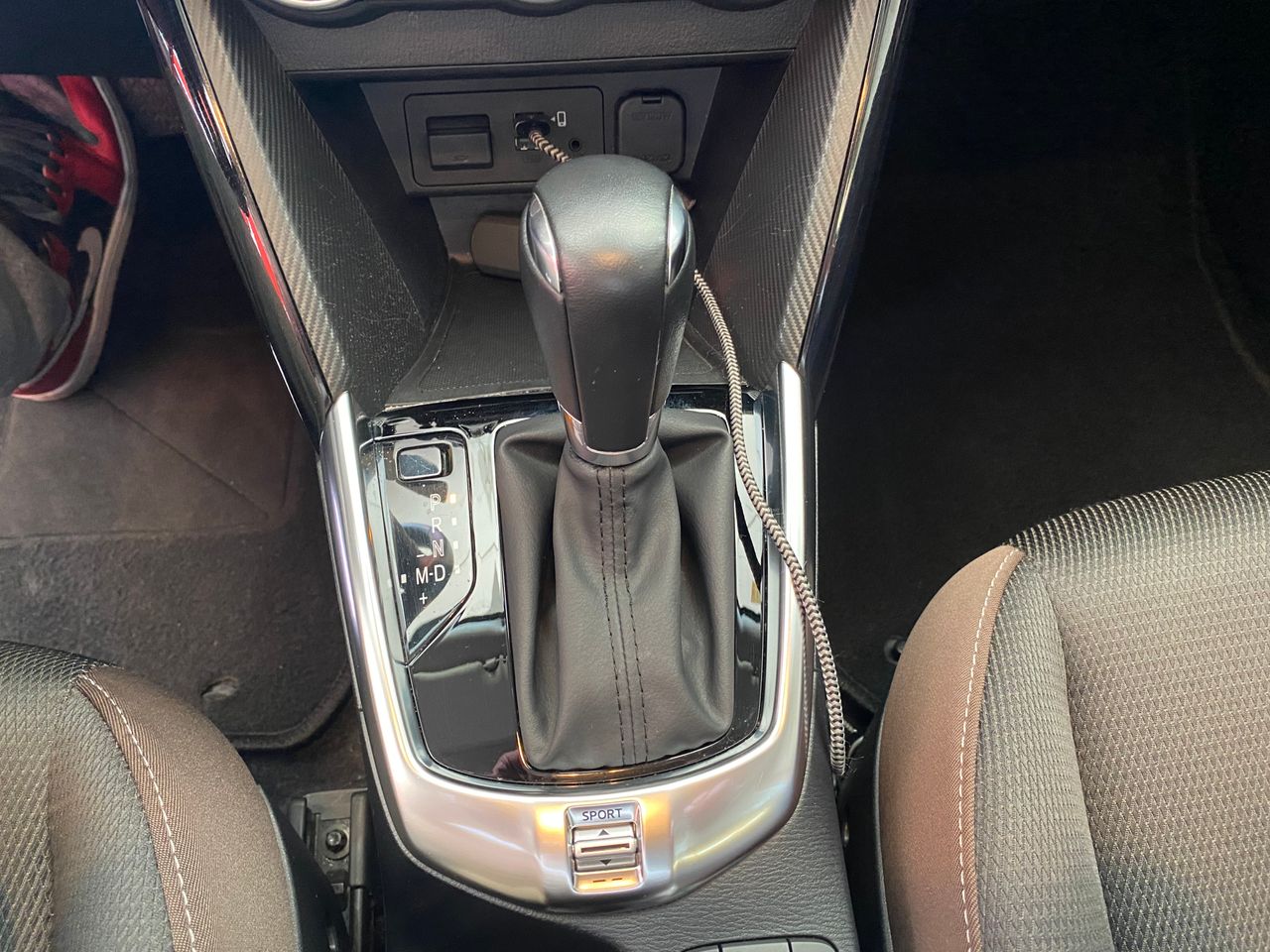 Mazda 2 1.5 GE 66kW 90CV Black Tech Edition AT  - Foto 23