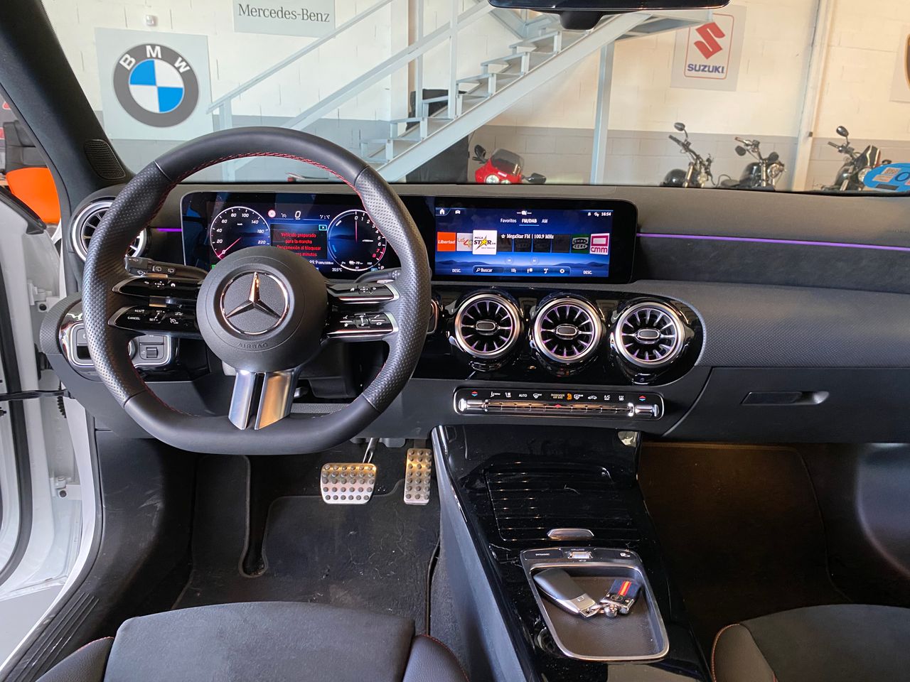 Mercedes Clase A  250 e AMG LINE  - Foto 31