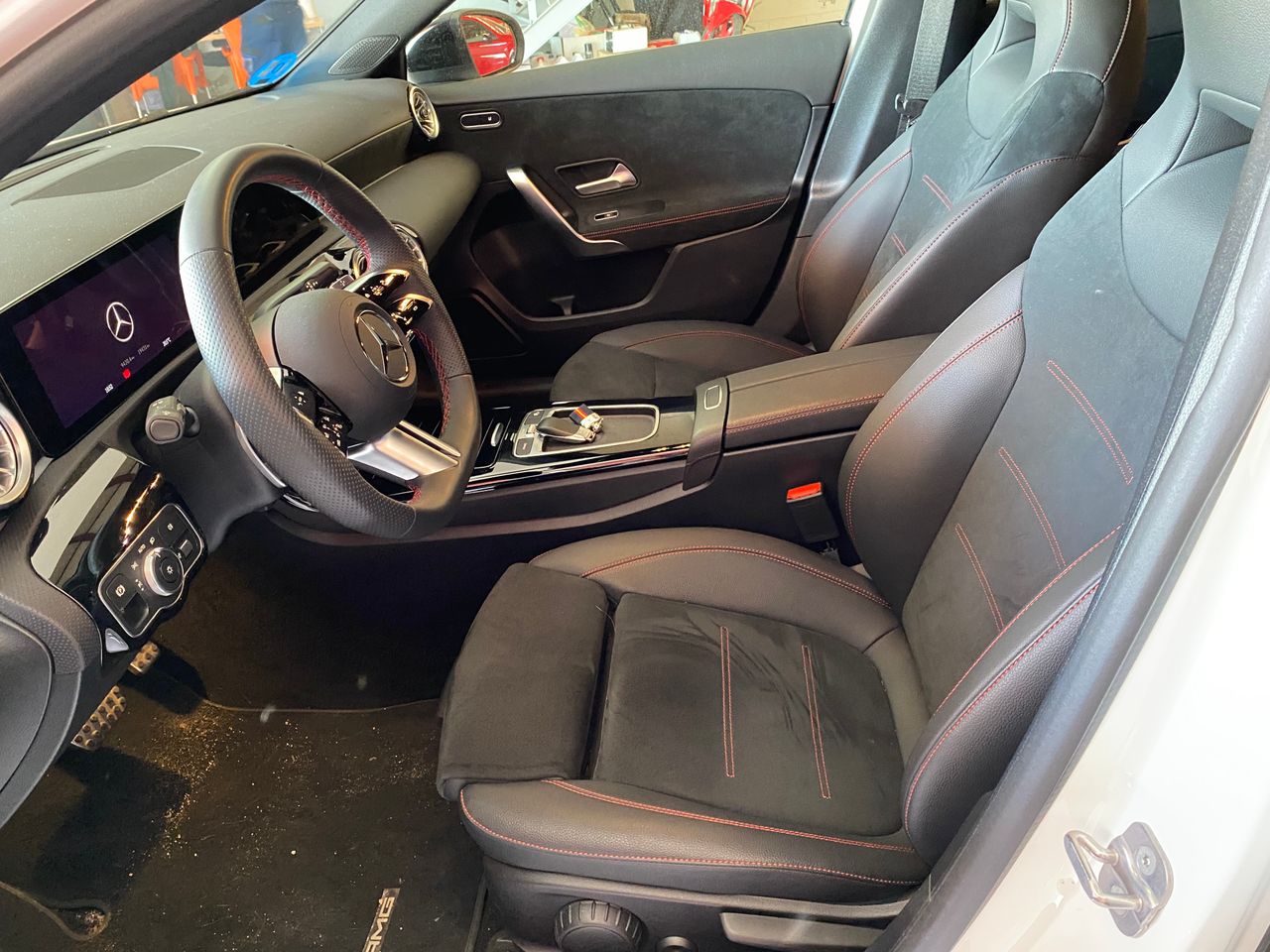 Mercedes Clase A  250 e AMG LINE  - Foto 14