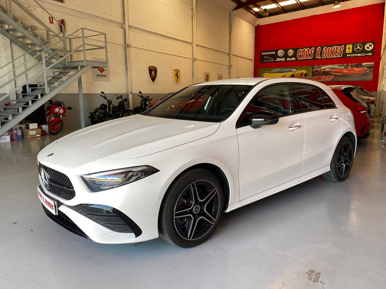 mercedes clase a 2024 / foto grande (2)