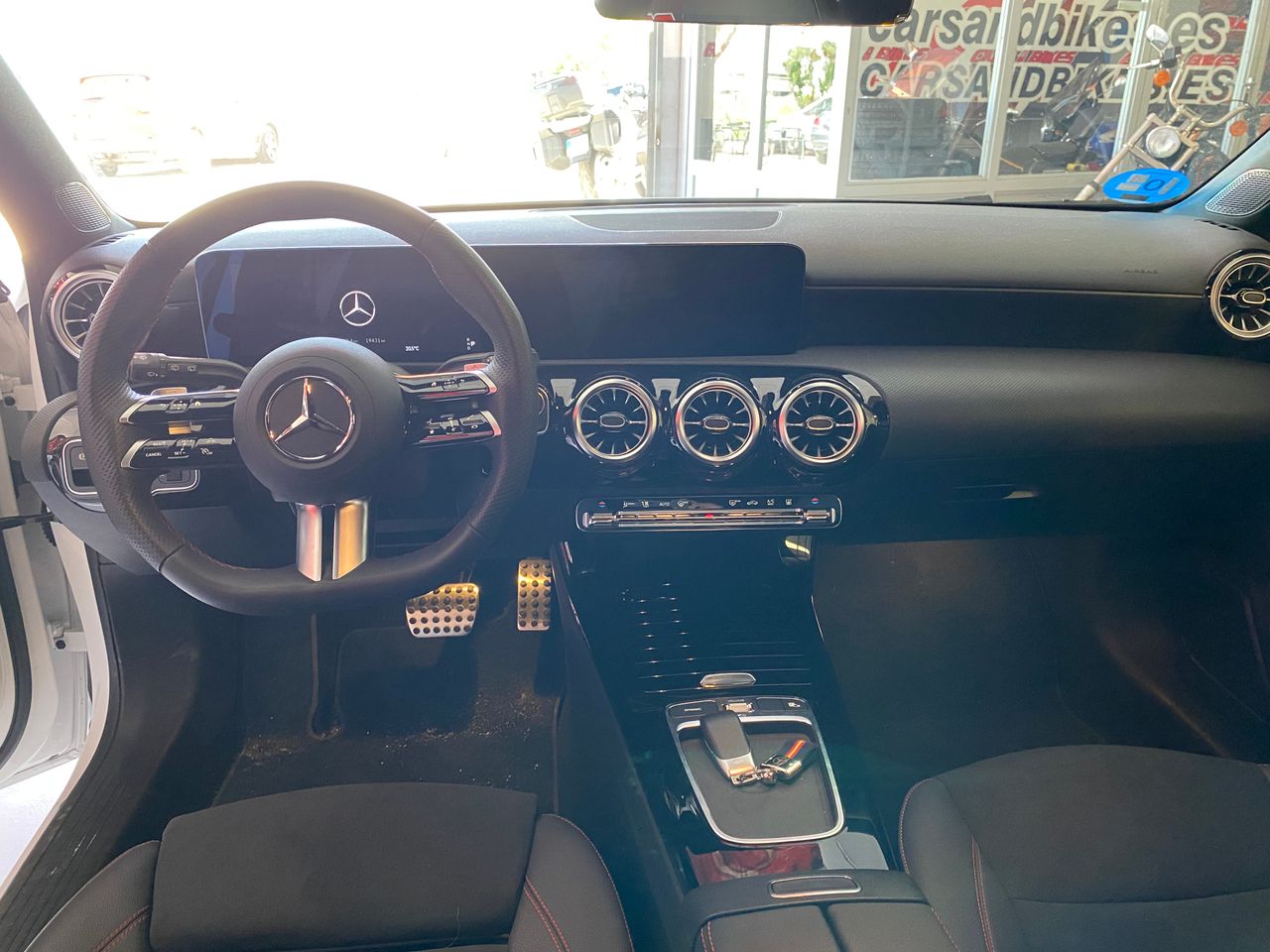 Mercedes Clase A  250 e AMG LINE  - Foto 18