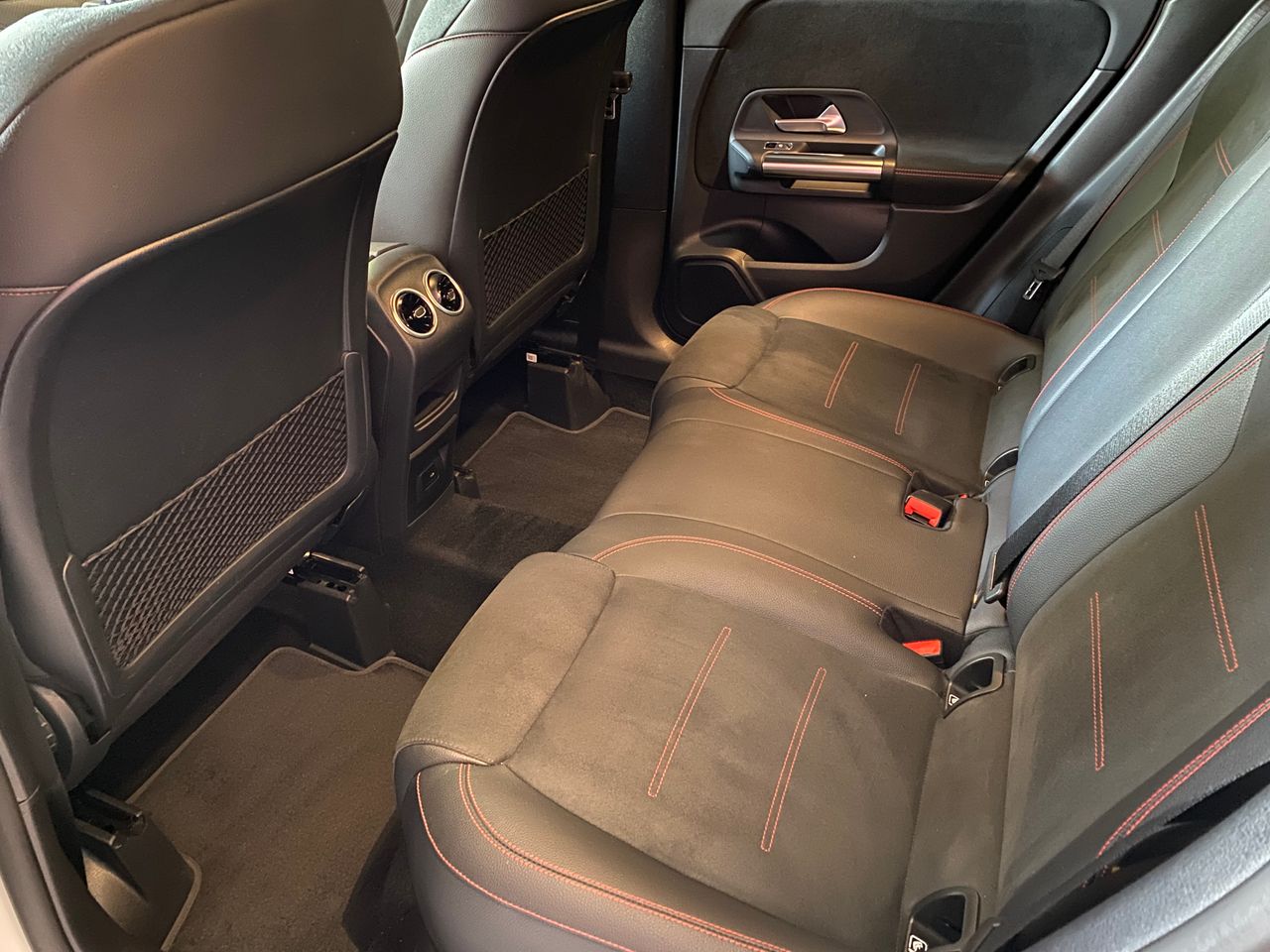 Mercedes GLA 200 D  - Foto 20