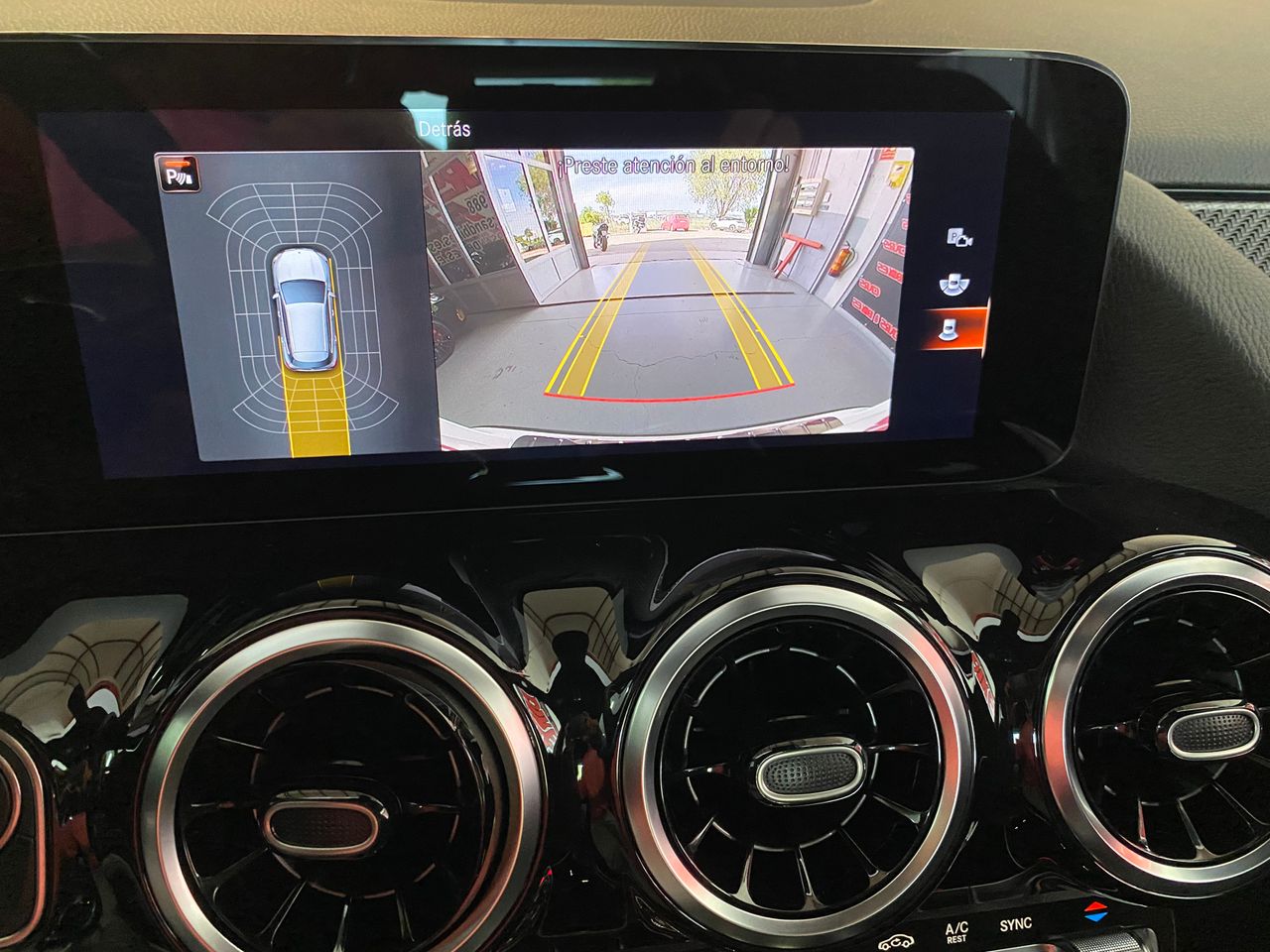 Mercedes GLA 200 D  - Foto 18