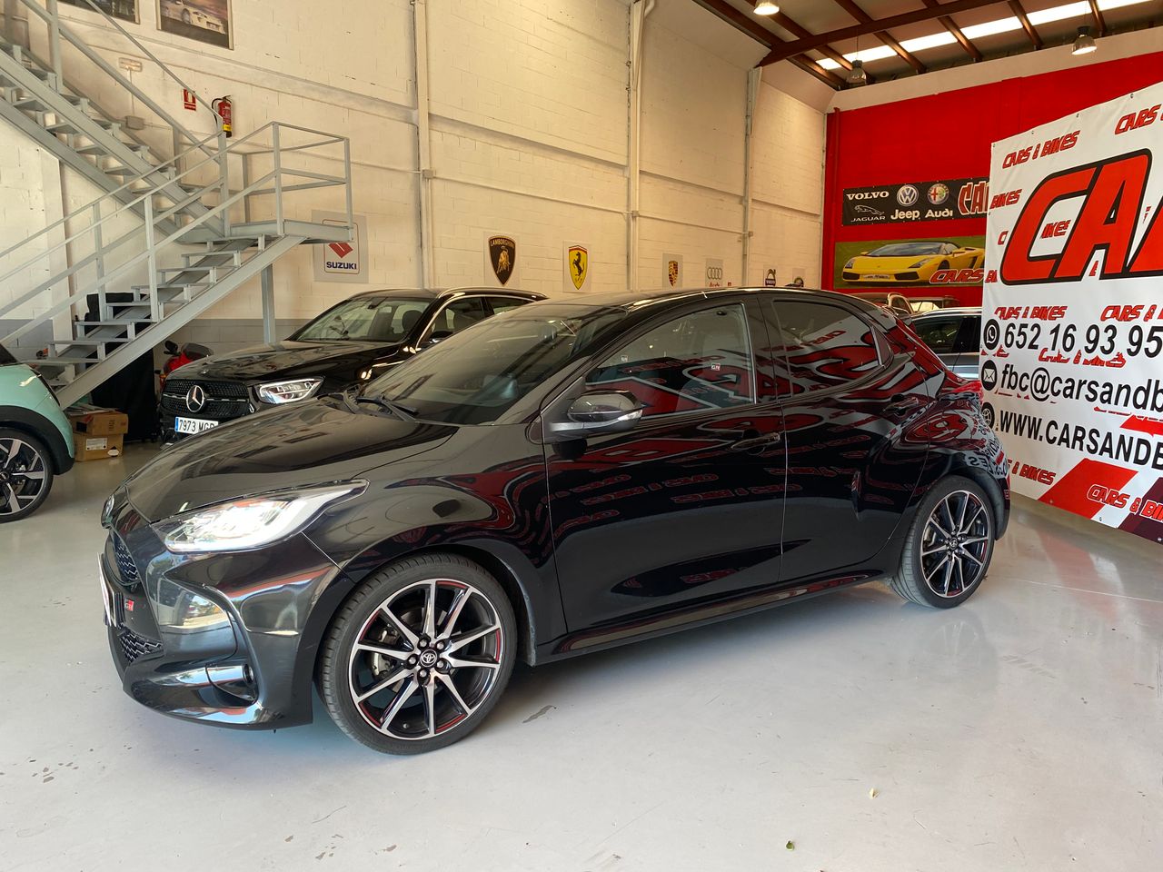 Toyota Yaris 1.5 120H GR Sport  - Foto 16