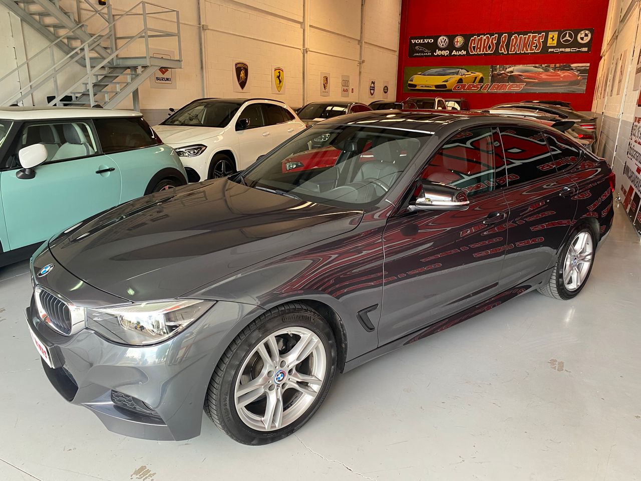 BMW Serie 3 Gran Turismo 318 M PAKET  - Foto 8