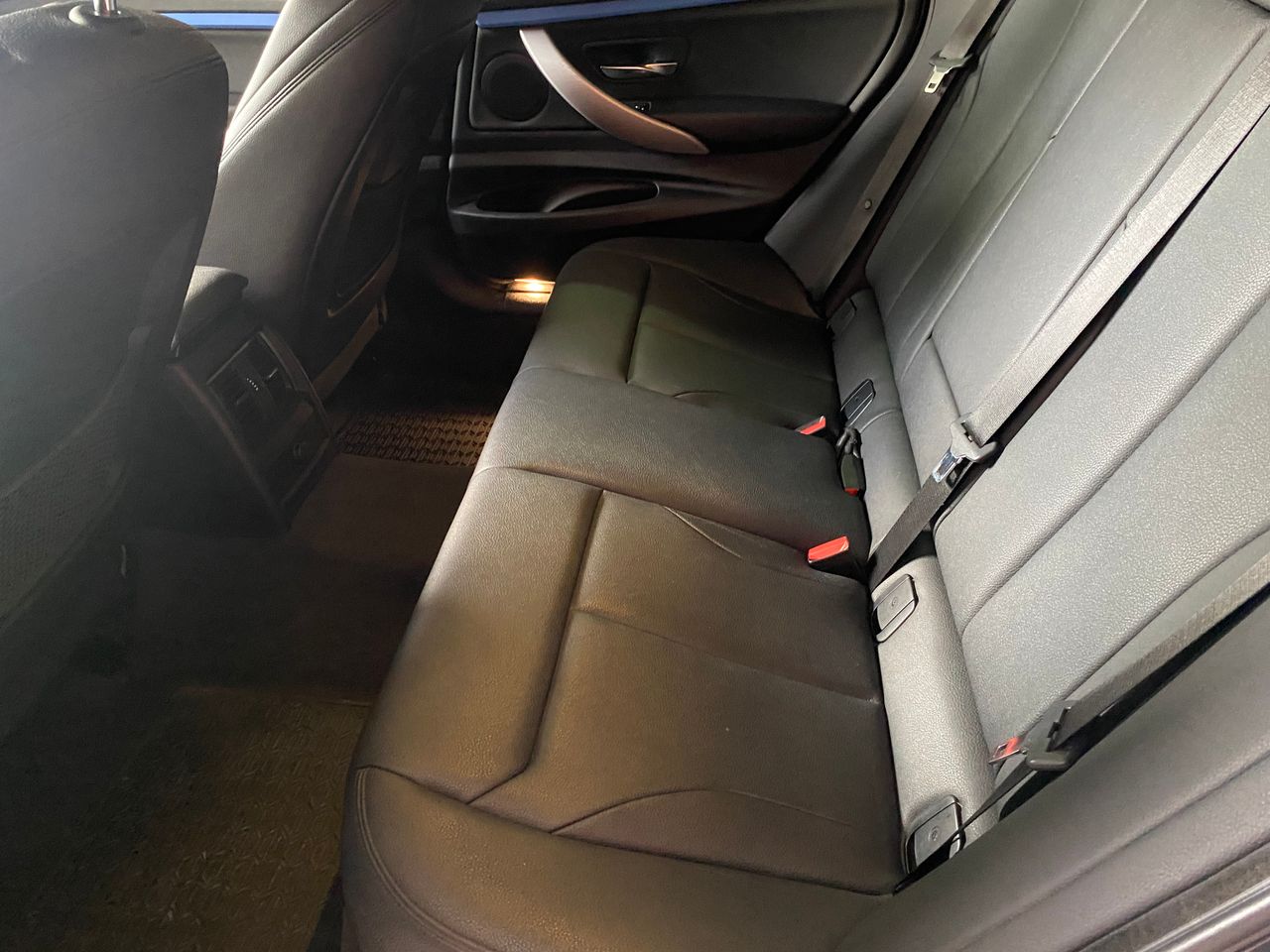 BMW Serie 3 Gran Turismo 318 M PAKET  - Foto 16