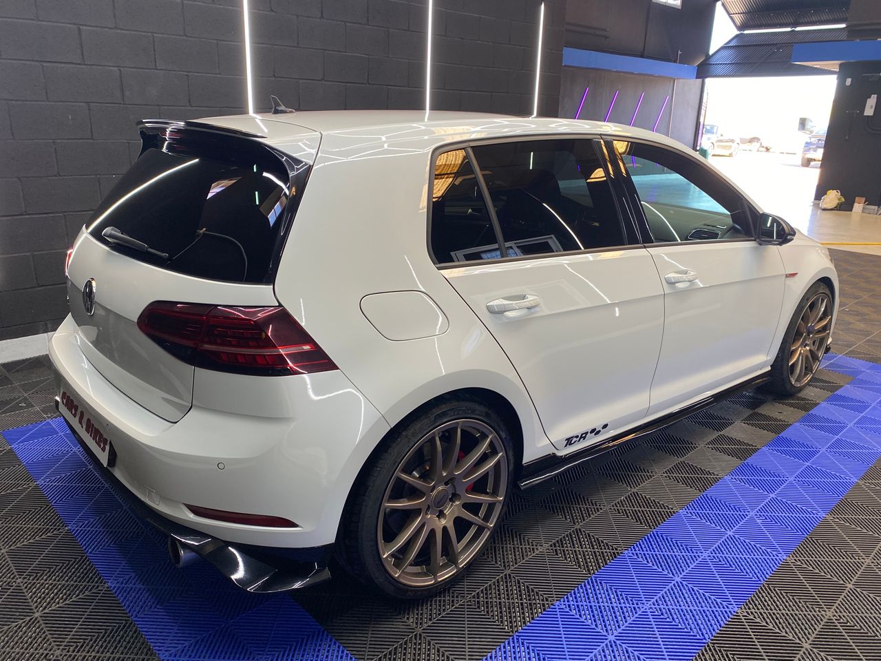 Volkswagen Golf GTI TCR 2.0 TSI 213kW290CV DSG  - Foto 4