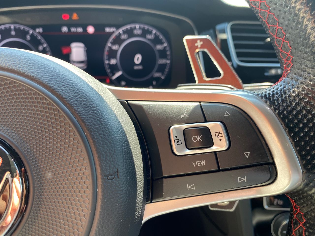 Volkswagen Golf GTI TCR 2.0 TSI 213kW290CV DSG  - Foto 19