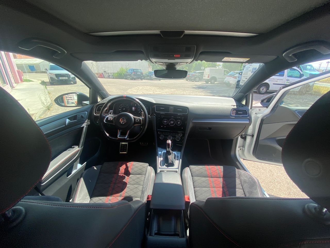 Volkswagen Golf GTI TCR 2.0 TSI 213kW290CV DSG  - Foto 12