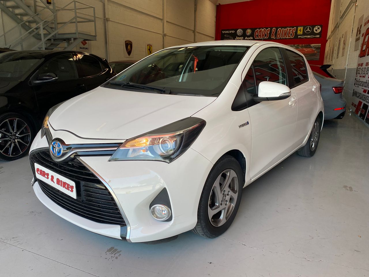 Toyota Yaris Hybrid Active  - Foto 5