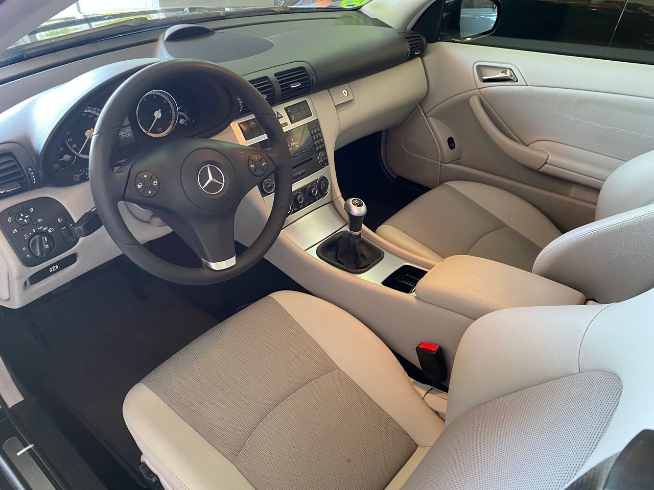 Mercedes Clase CLC 180 K  - Foto 15