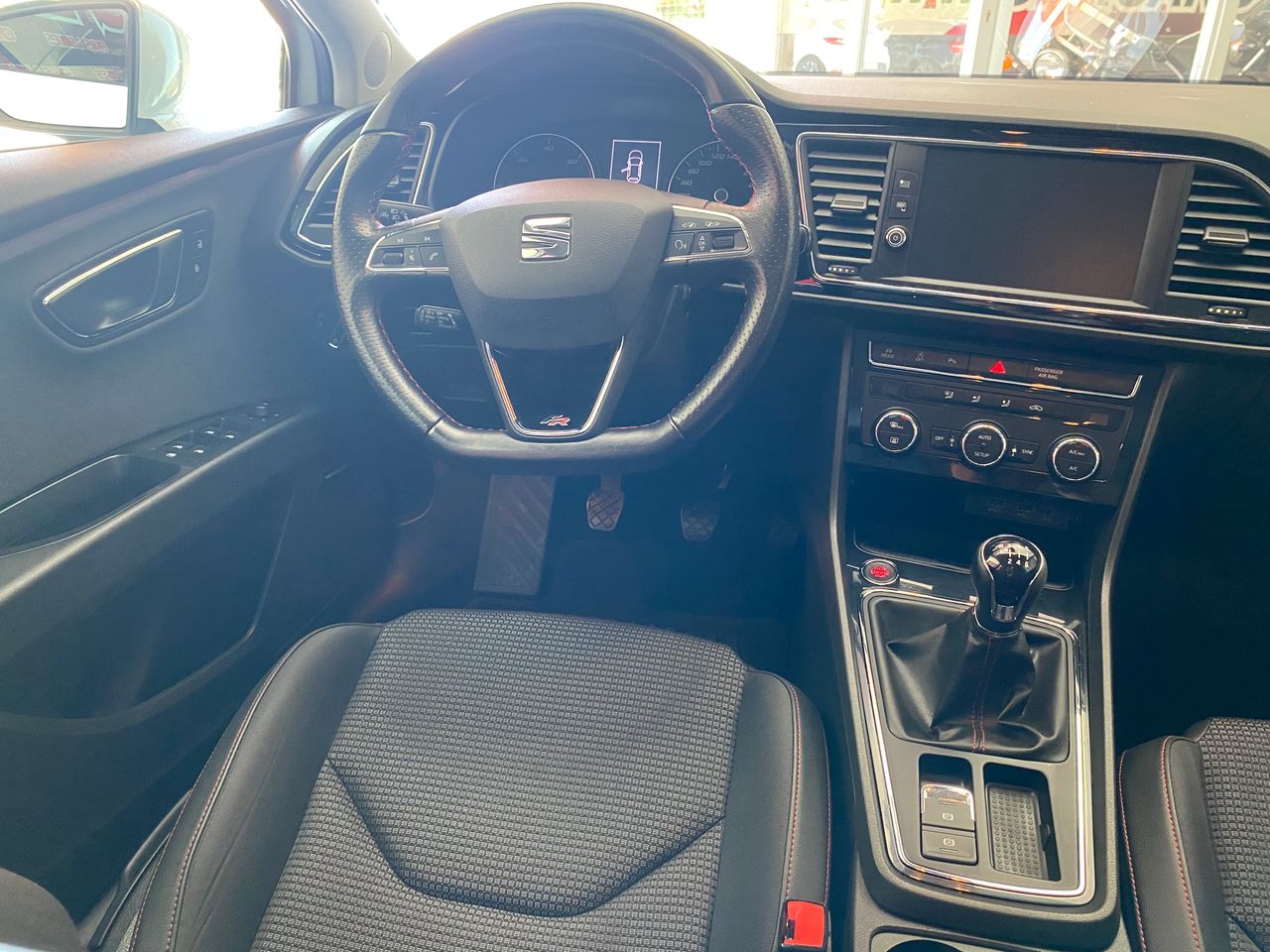 Seat Leon FR ST 150 CV  - Foto 16