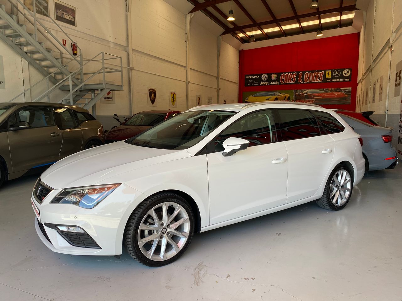 Seat Leon FR ST 150 CV  - Foto 8