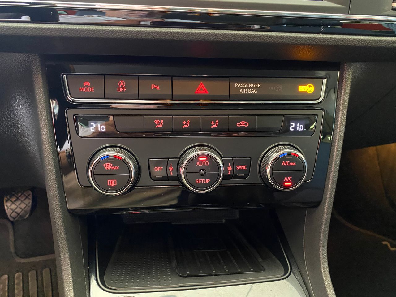Seat Leon FR ST 150 CV  - Foto 19