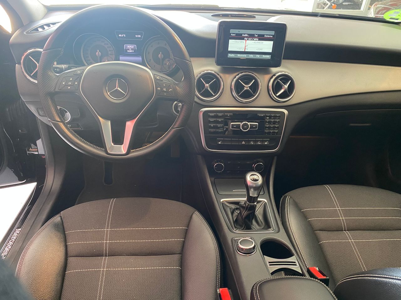 Mercedes GLA 200 URBAN  - Foto 16