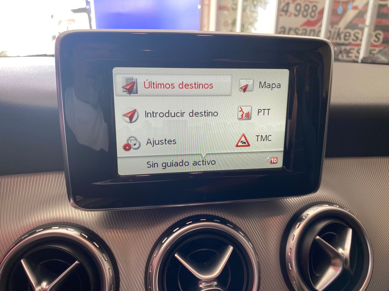 Mercedes GLA 200 URBAN  - Foto 22