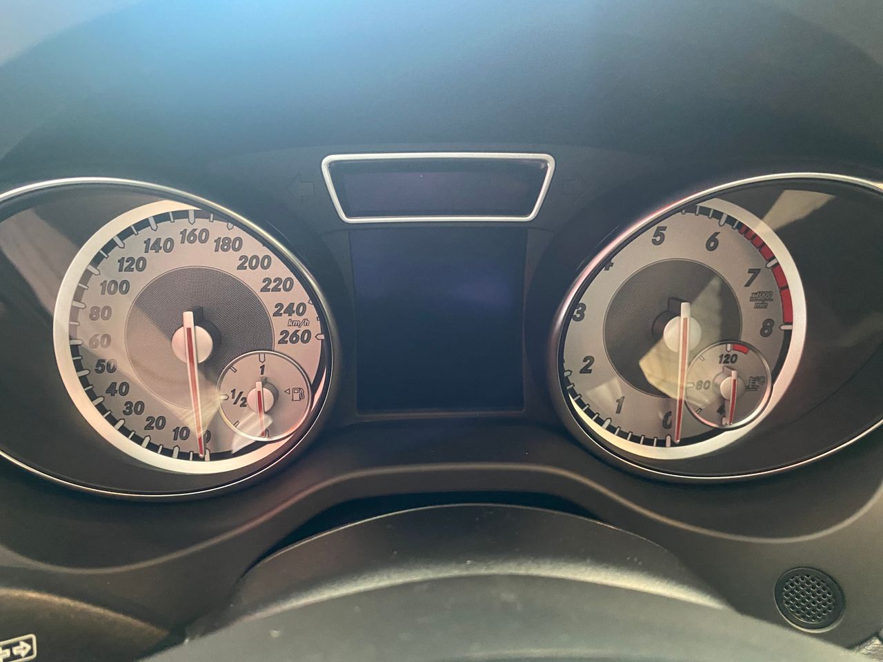 Mercedes GLA 200 URBAN  - Foto 18