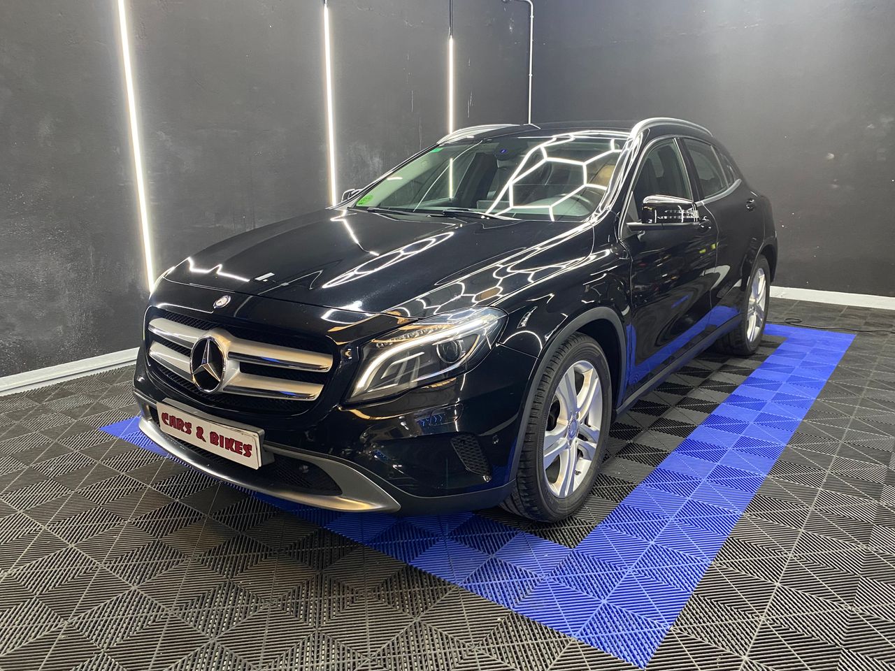 Mercedes GLA 200 URBAN  - Foto 3