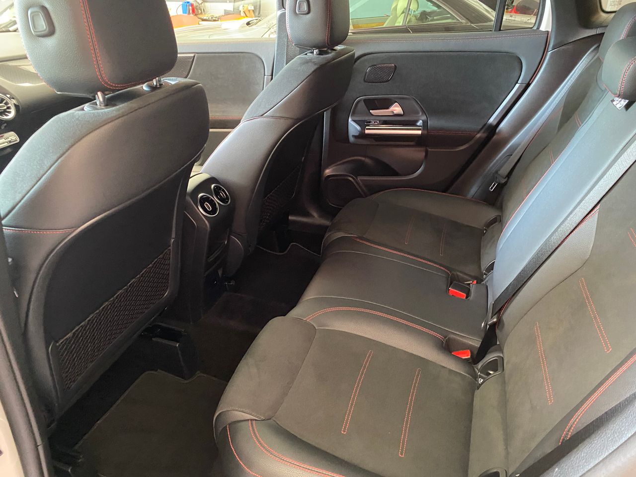 Mercedes GLA 200D  - Foto 16