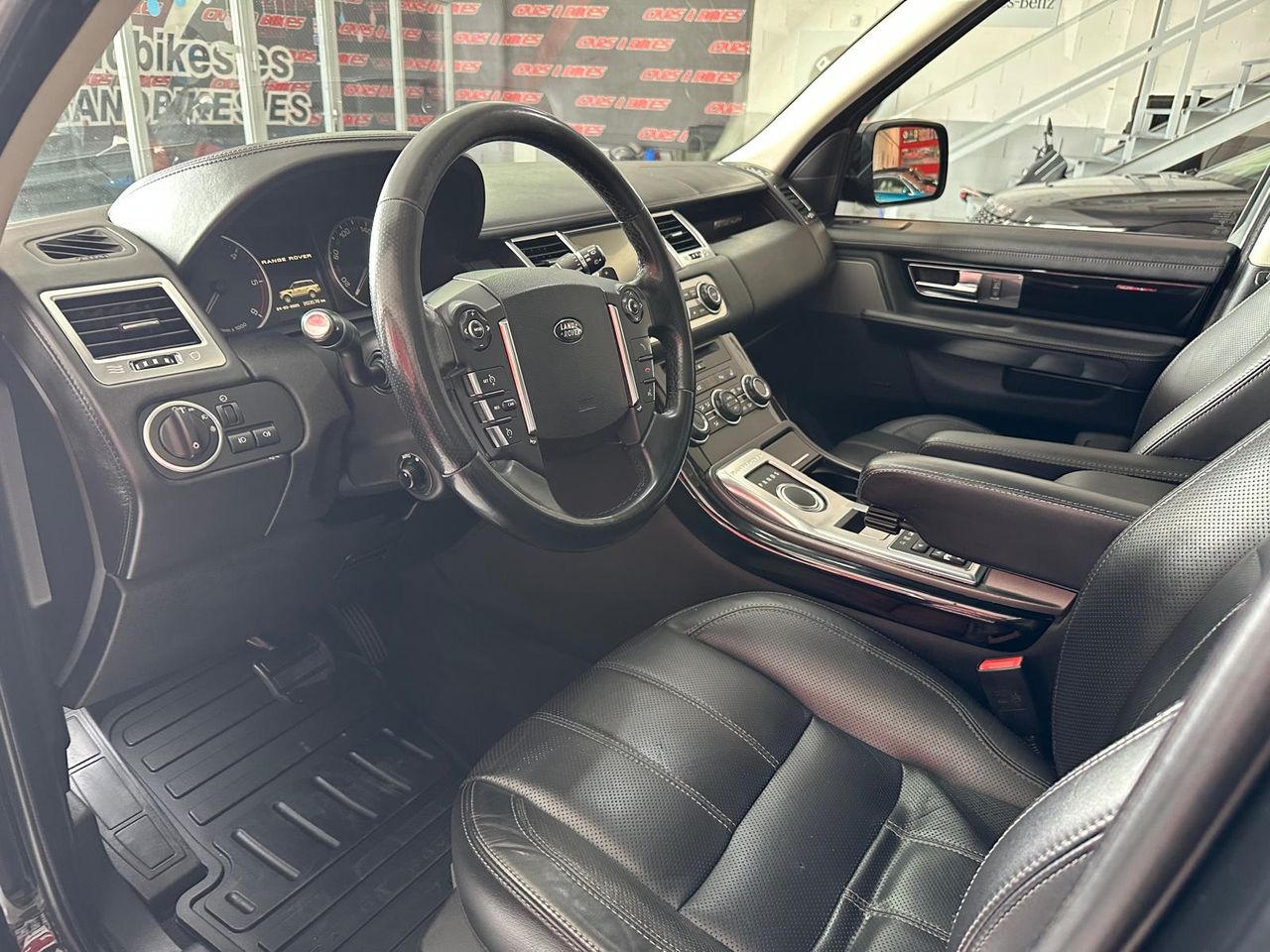 Land-Rover Range Rover Sport 3.0 SDV6 255 CV SE - Foto 33