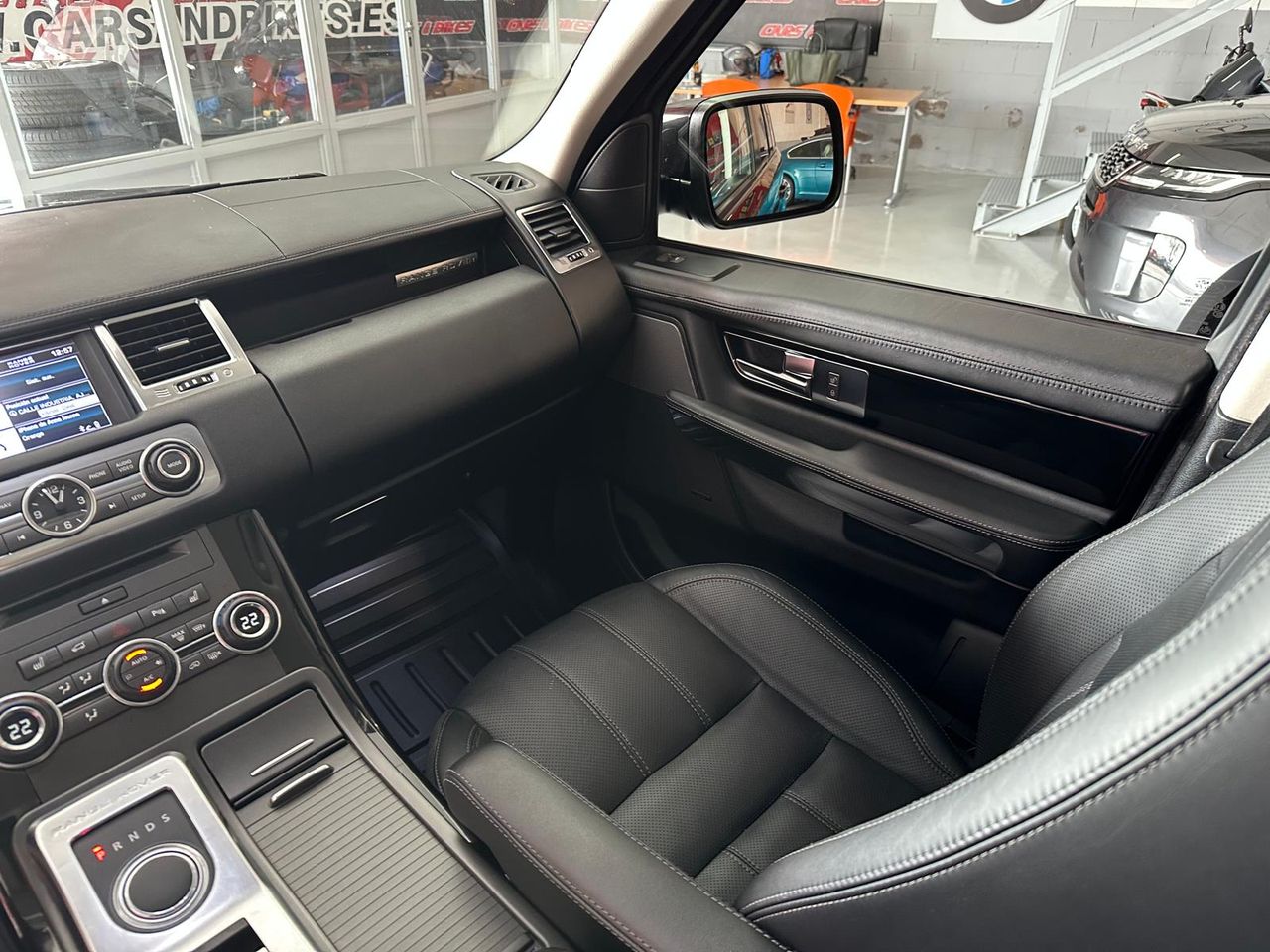 Land-Rover Range Rover Sport 3.0 SDV6 255 CV SE - Foto 37